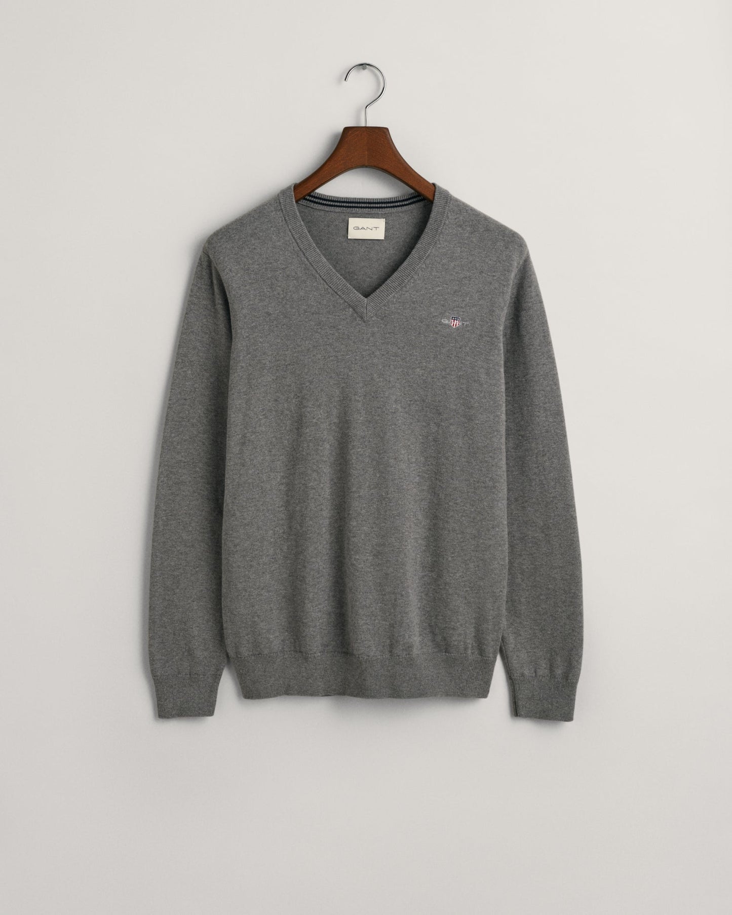 GANT Classic Cotton V-Neck Jumper - Matt O'Brien Fashions