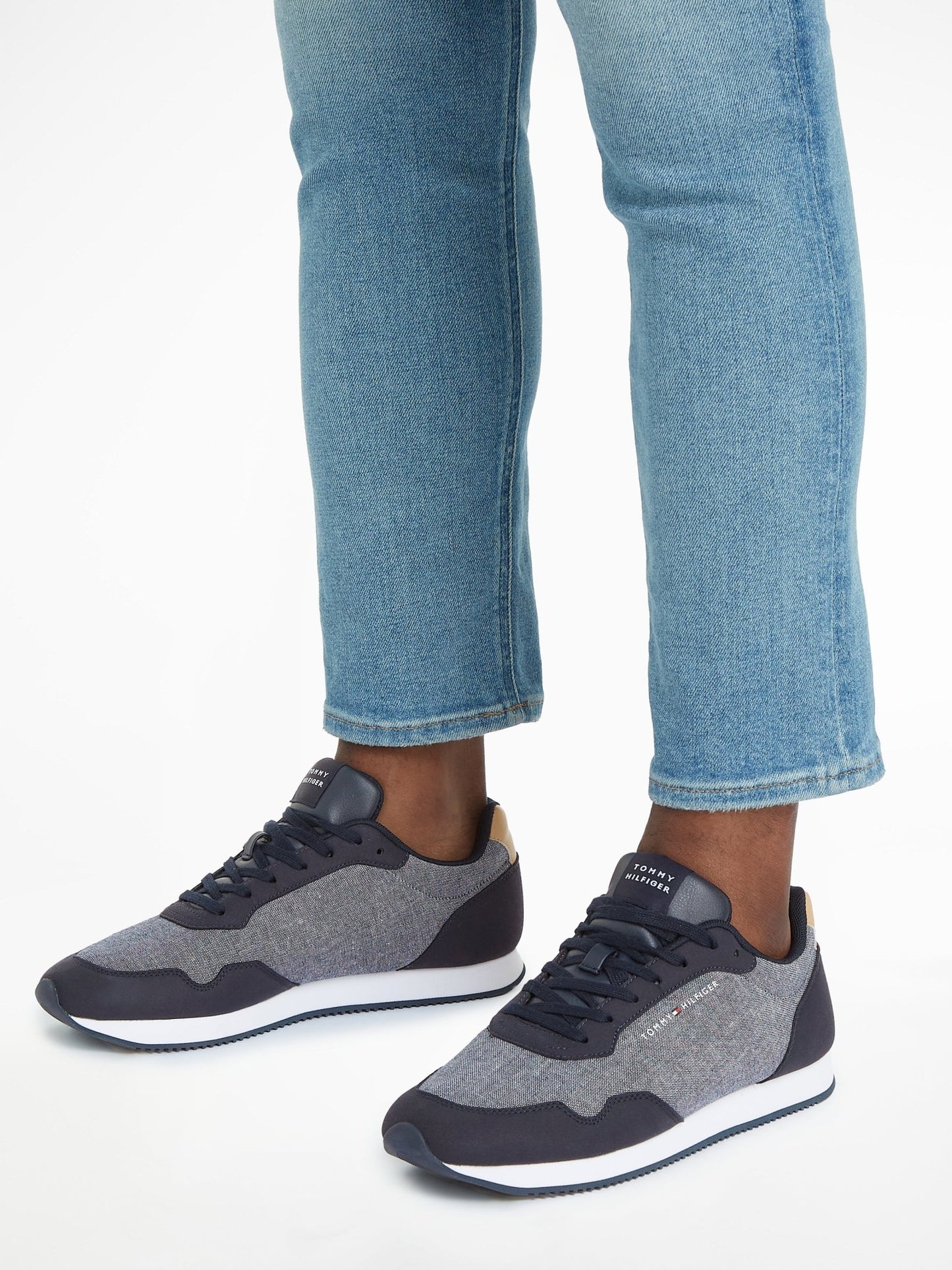 Tommy Hilfiger Low Top Runner Mix Chambray - Matt O'Brien Fashions