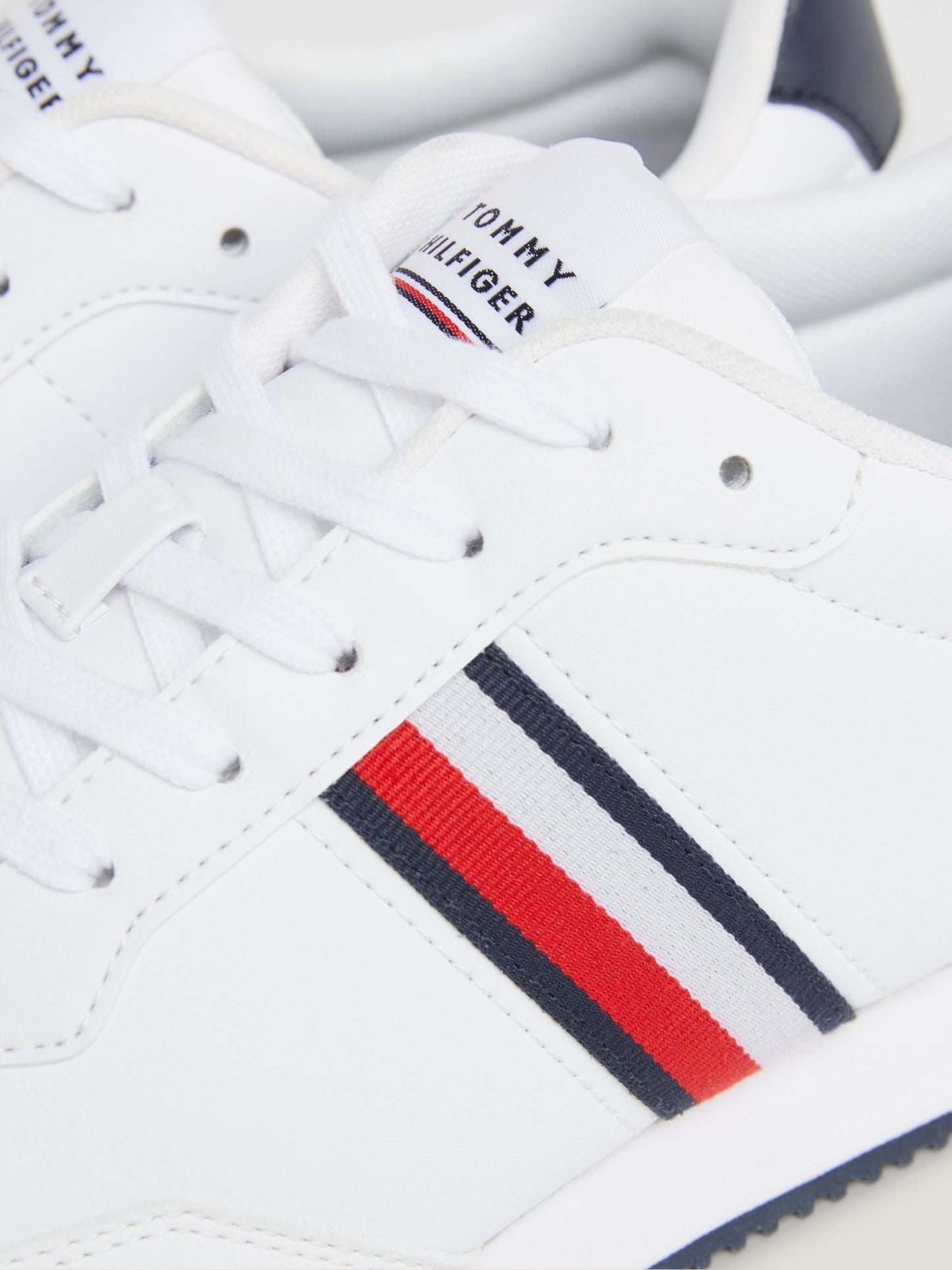 Tommy Hilfiger Signature Tape Runner - Matt O'Brien Fashions