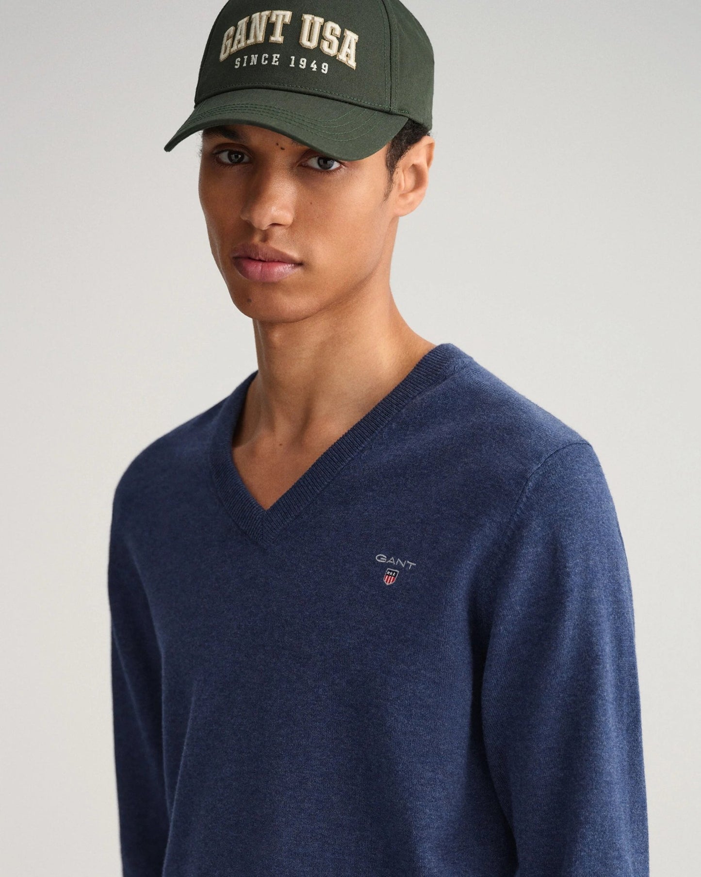 GANT Classic Cotton V-Neck Jumper - Matt O'Brien Fashions