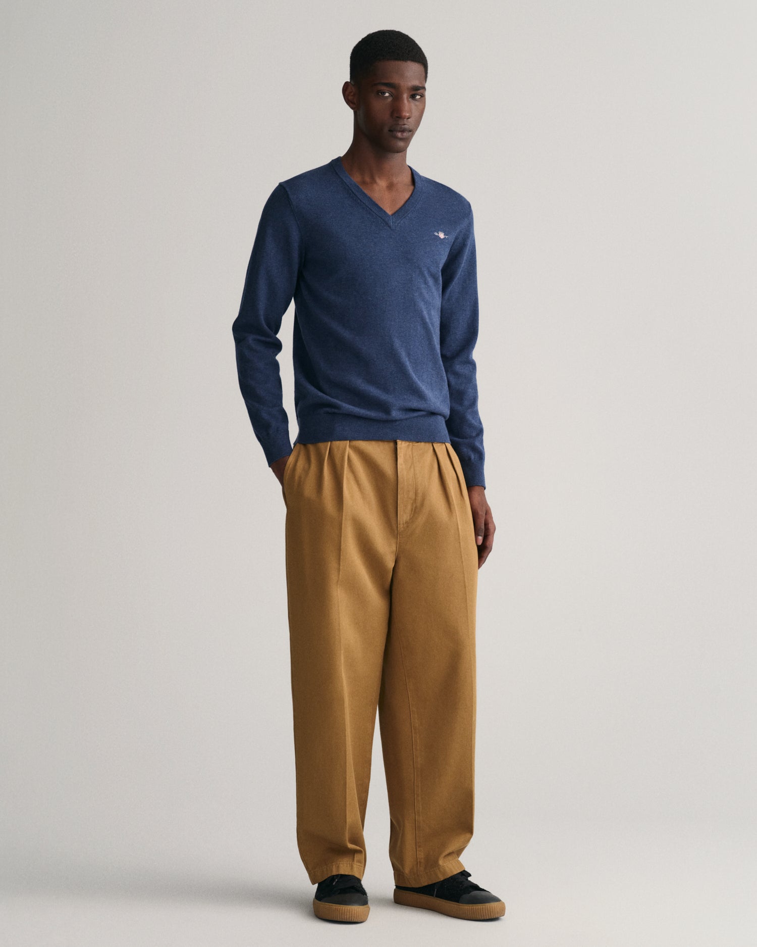 GANT Classic Cotton V-Neck Jumper - Matt O'Brien Fashions