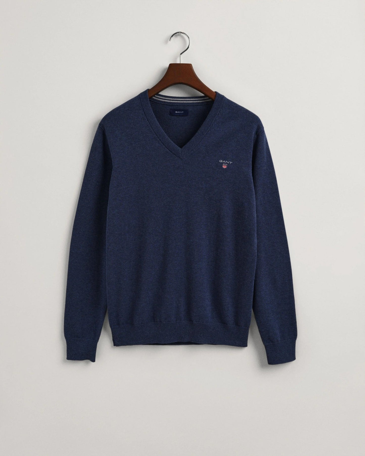 GANT Classic Cotton V-Neck Jumper - Matt O'Brien Fashions