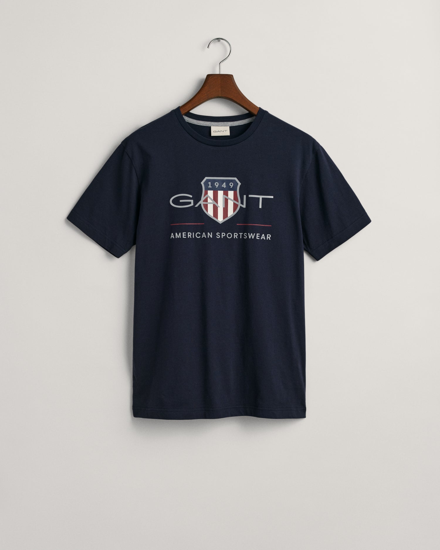 GANT Regular Archive Shield T - Shirt - Matt O'Brien Fashions