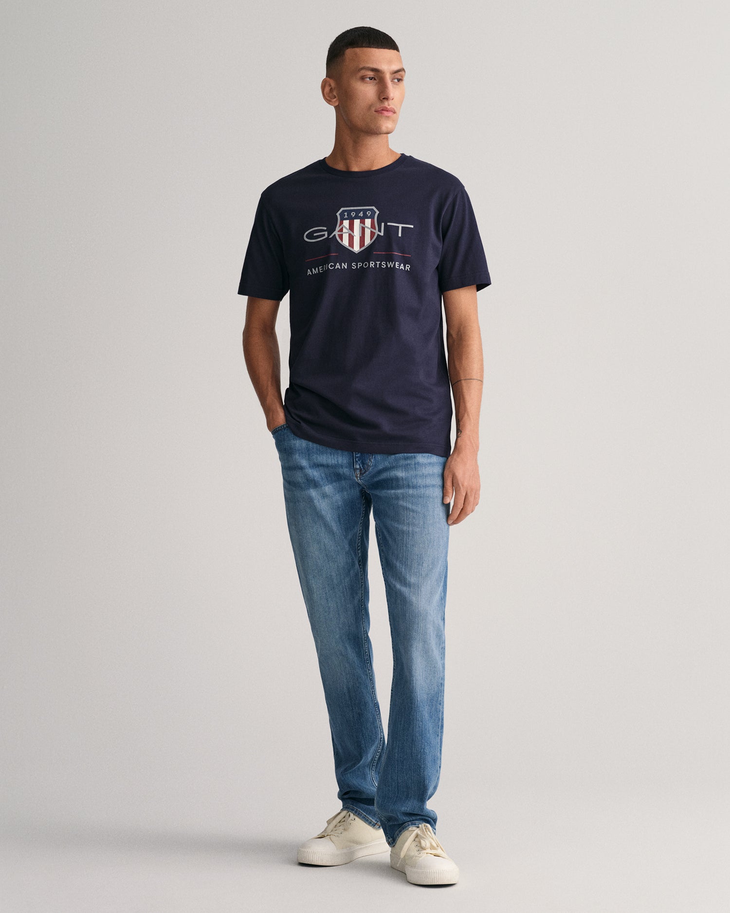 GANT Regular Archive Shield T - Shirt - Matt O'Brien Fashions