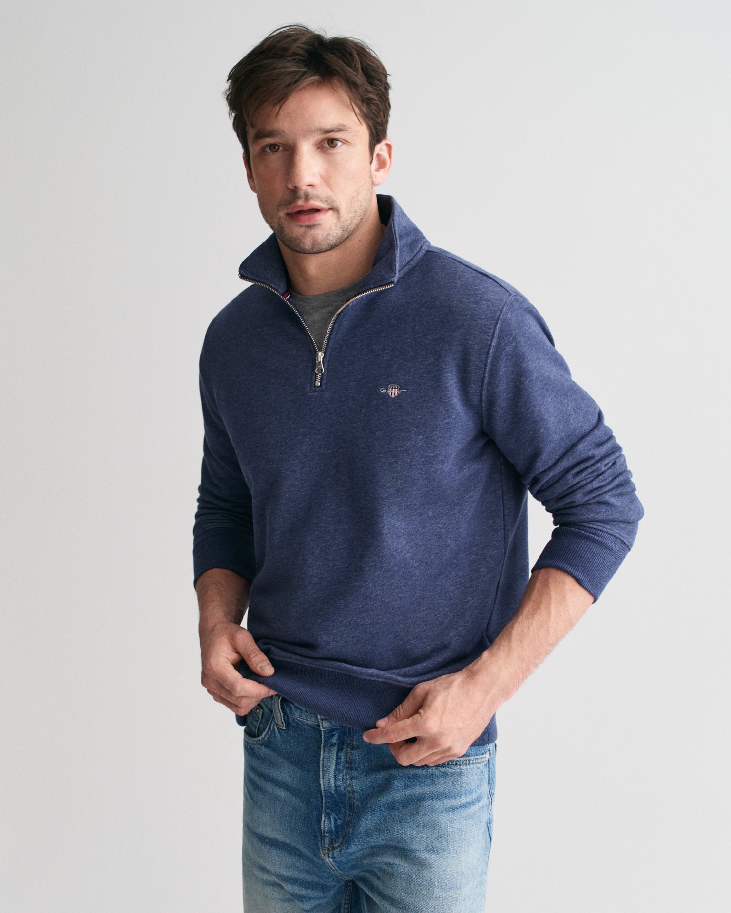 GANT Regular Shield Half Zip Sweatshirt - Matt O'Brien Fashions