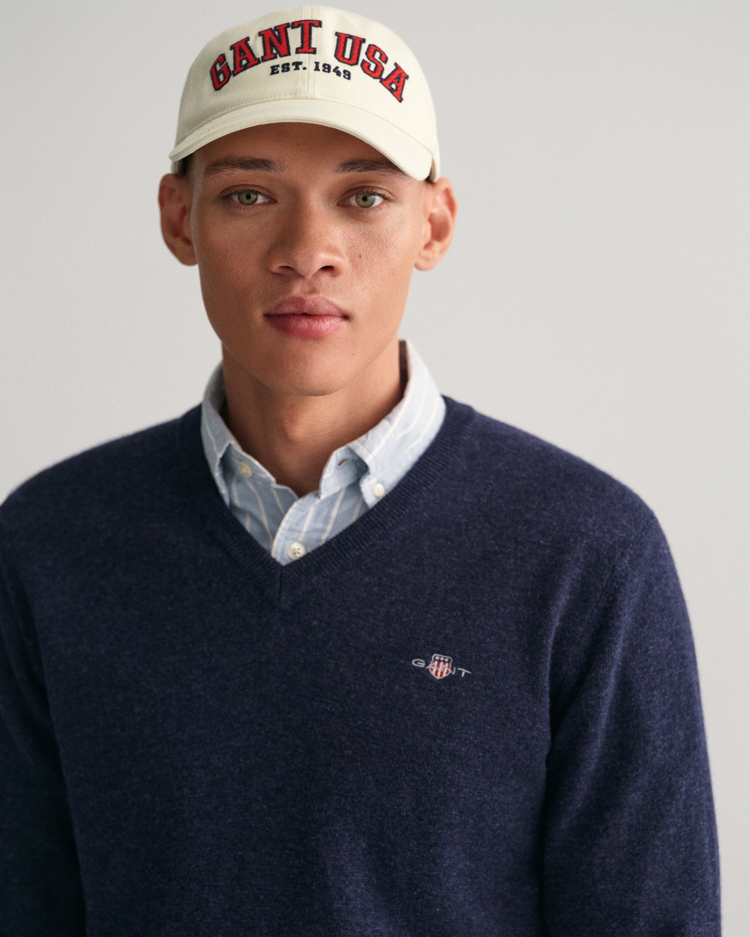 GANT Superfine Lambs Wool V-Neck Jumper - Matt O'Brien Fashions