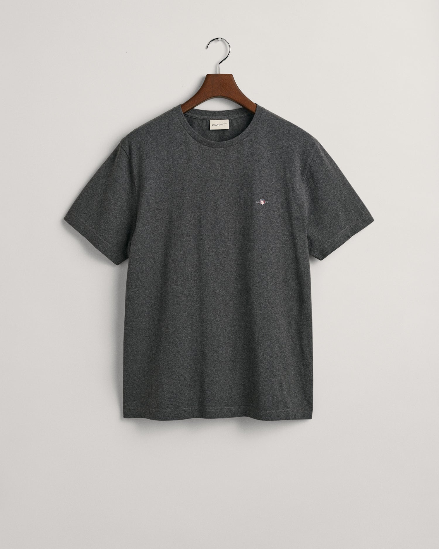 GANT Regular Shield T - Shirt - Matt O'Brien Fashions