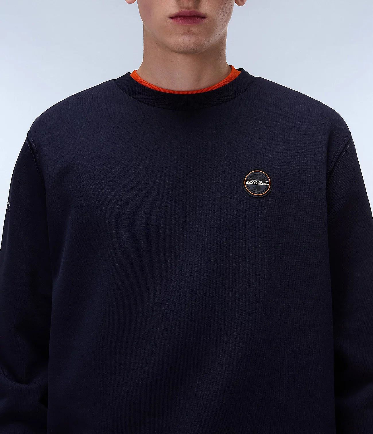Napapijri Badge Crew Sweatshirt - Matt O'Brien Fashions