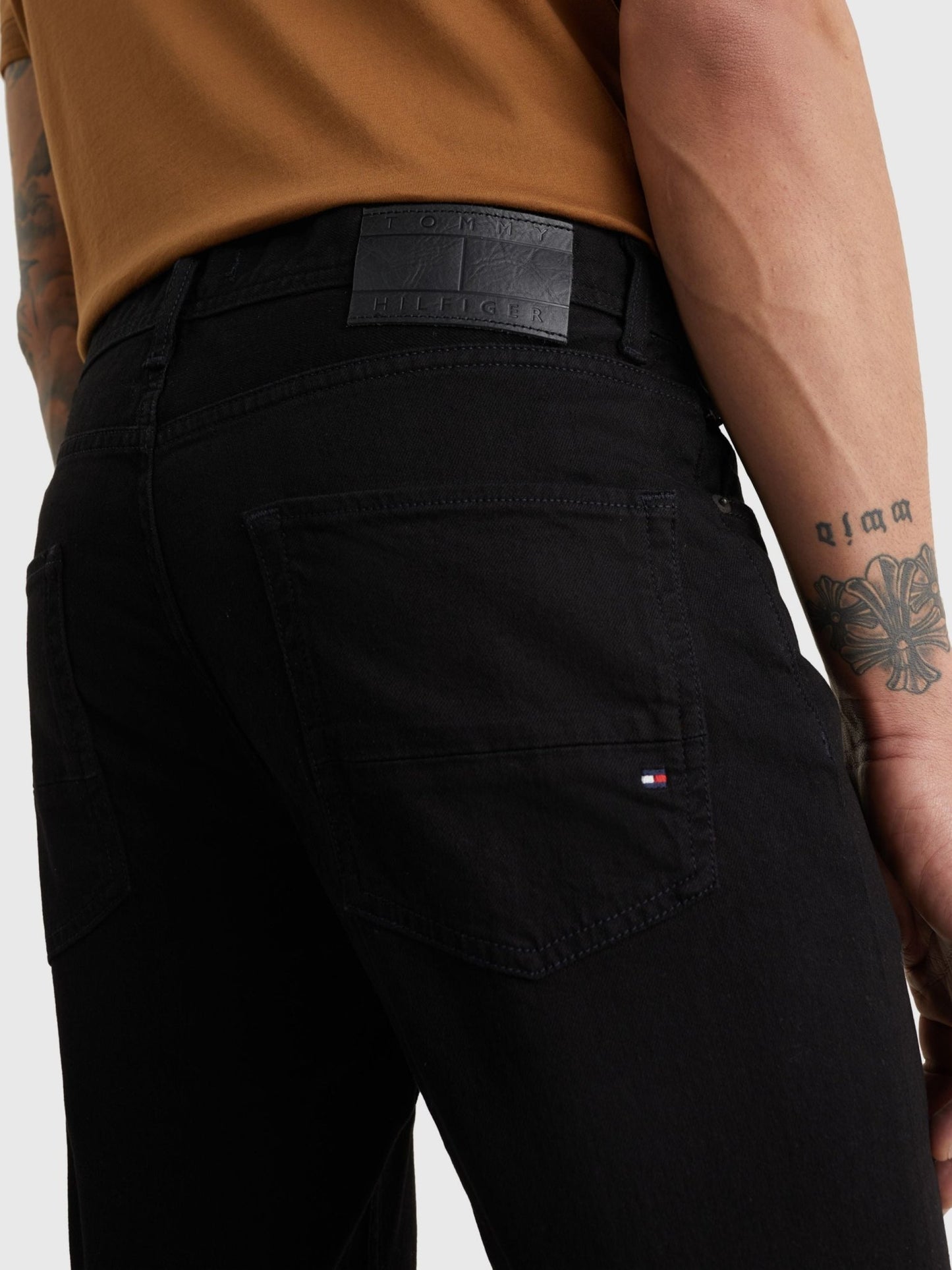 Tommy Hilfiger Denton Straight Jeans - Matt O'Brien Fashions