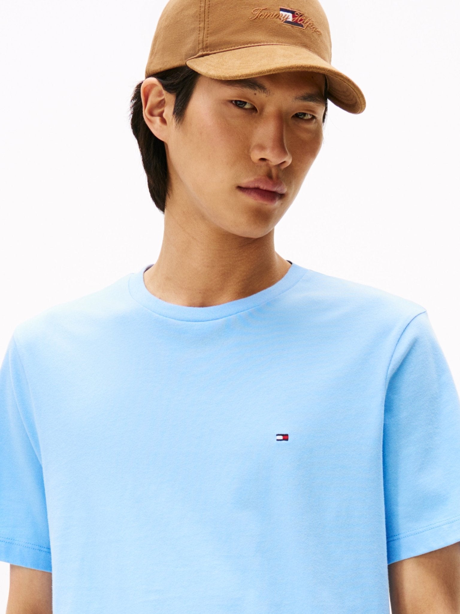 Tommy Hilfiger Essential Crew Neck T-Shirt - Matt O'Brien Fashions